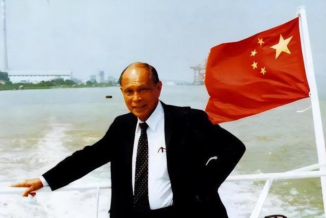 的父亲霍震霆如今还能再次为霍家“争光”凯发·k8国际霍启刚未曾料到他79岁(图25)